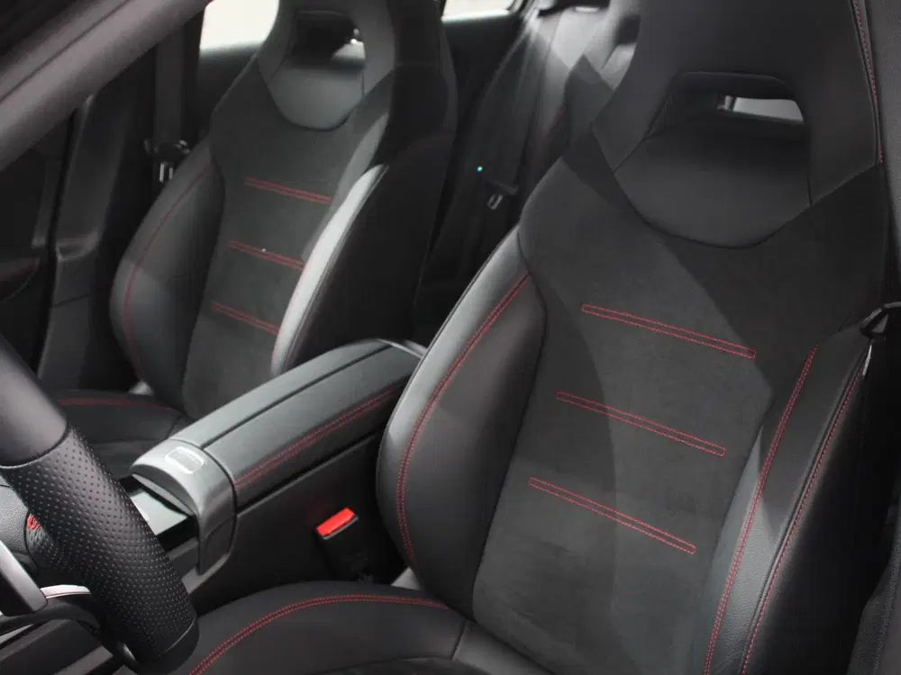 Mercedes-Benz A-Klasse 200 Automaat AMG Line Navigatie Clima uit 2022, foto 10