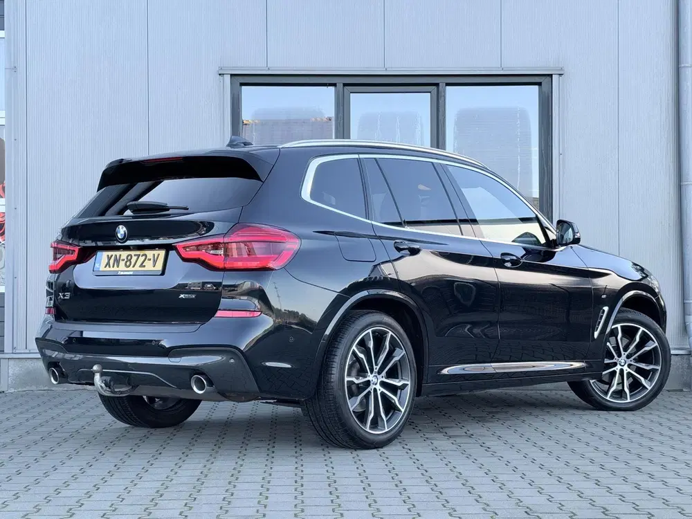 BMW X3 xDrive20i High Executive M sport uit 2019, foto 3