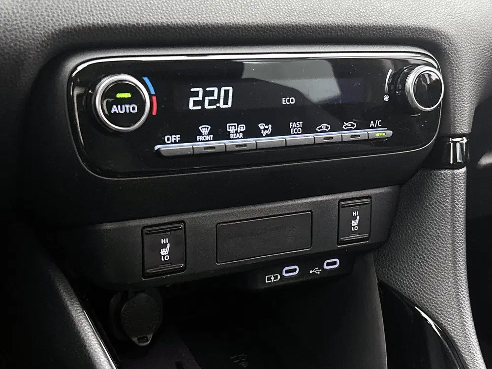 Toyota Yaris 1.5 Hybrid 115 Dynamic Comfort Pack uit 2025, foto 10