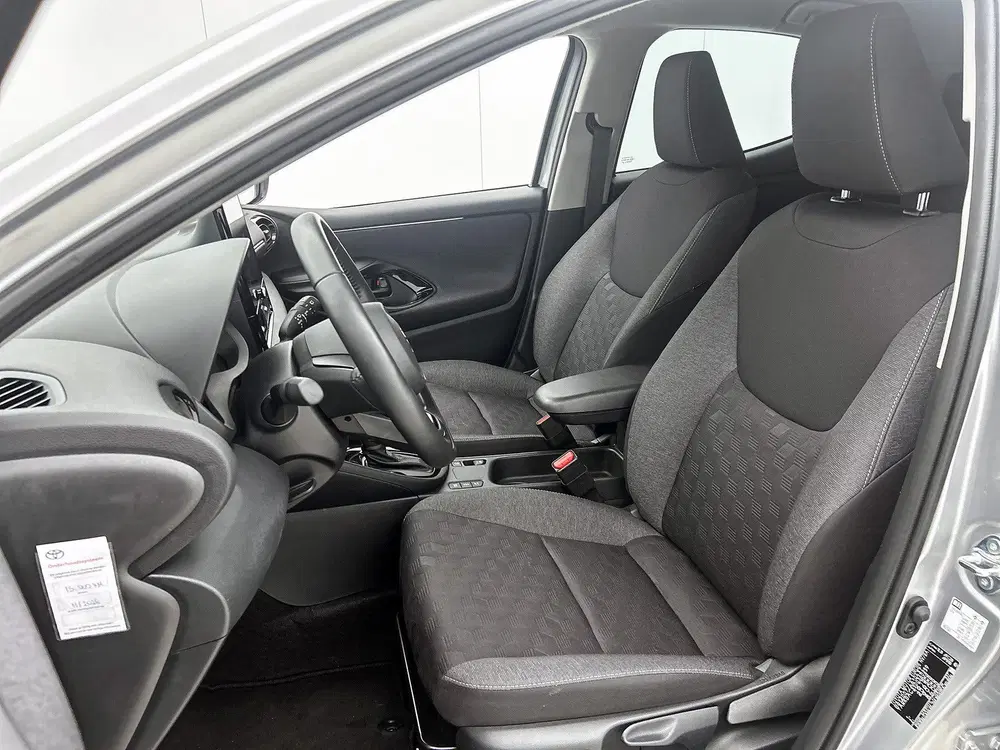 Toyota Yaris 1.5 Hybrid 115 Dynamic Comfort Pack uit 2025, foto 15