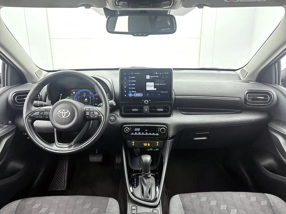Toyota Yaris 1.5 Hybrid 115 Dynamic Comfort Pack uit 2025, foto 4