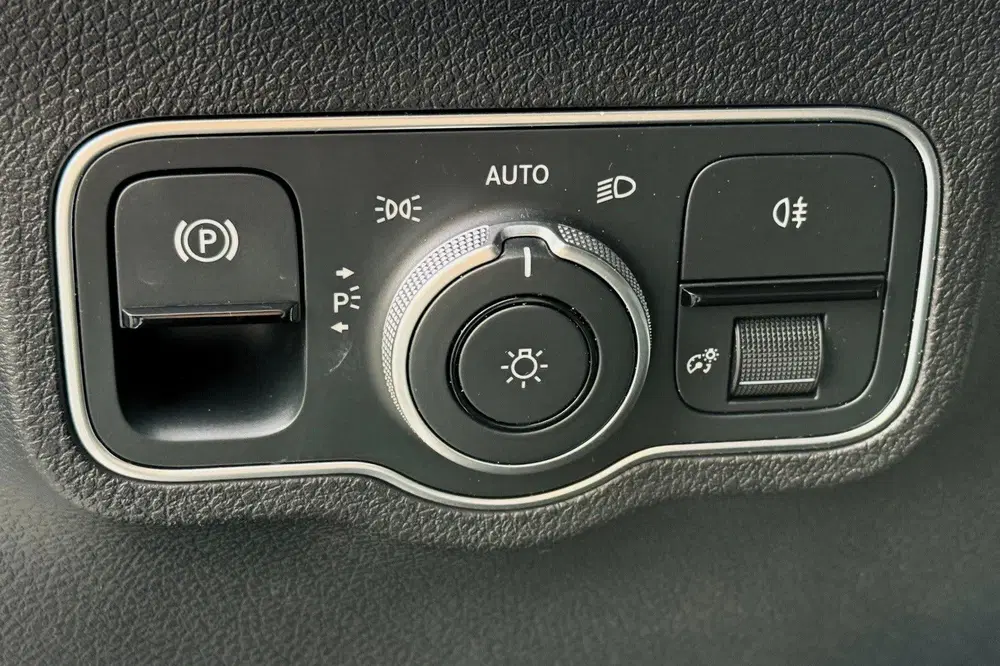 Mercedes-Benz EQB 300 4MATIC Luxury Line 67 kWh PANO BURMEST uit 2023, foto 10