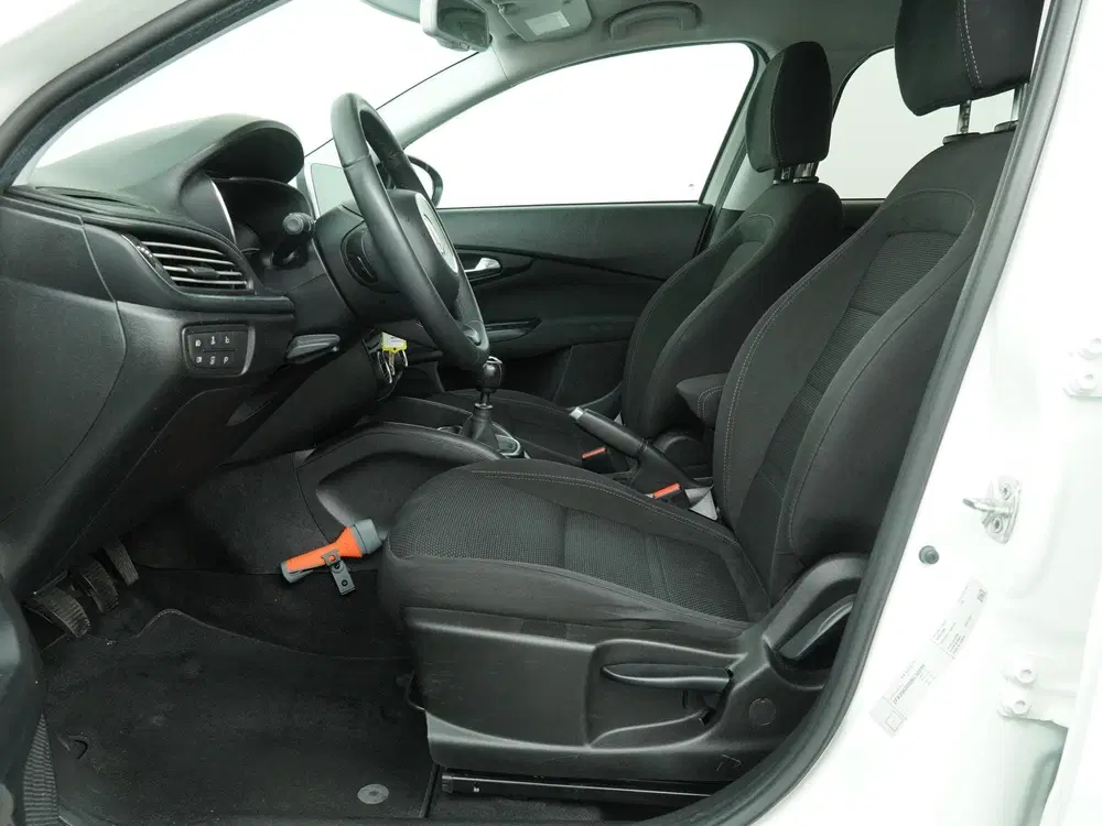 Fiat Tipo 1.4 T-Jet 16v Business Lusso uit 2019, foto 11
