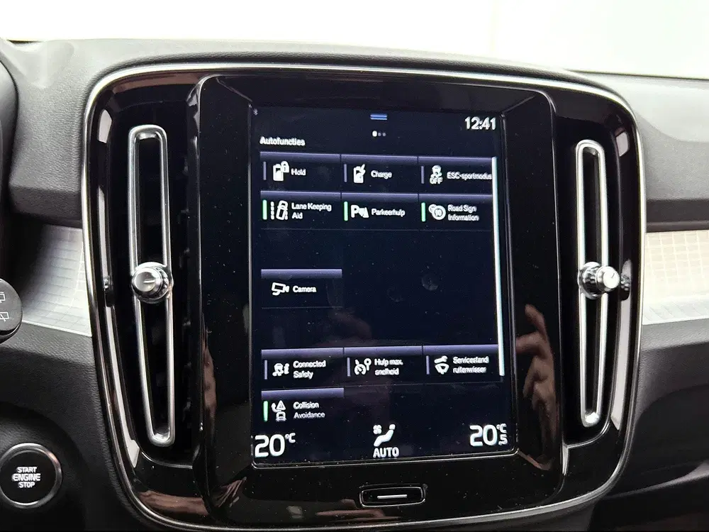 Volvo XC40 1.5 T4 Recharge Inscription Expression CAM uit 2020, foto 14