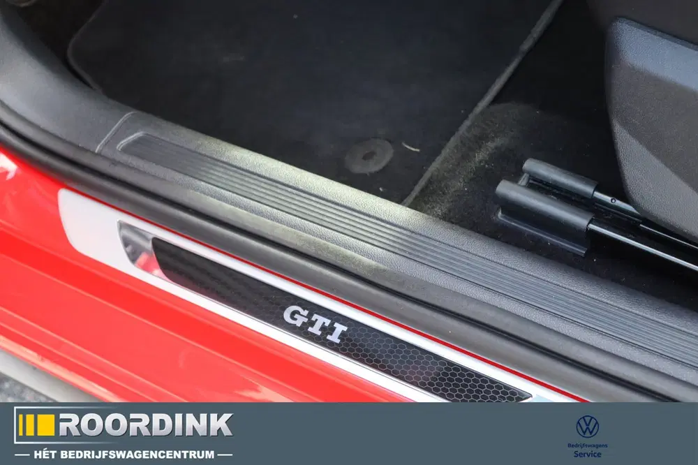 Volkswagen Polo 2.0 TSI GTI uit 2019, foto 14