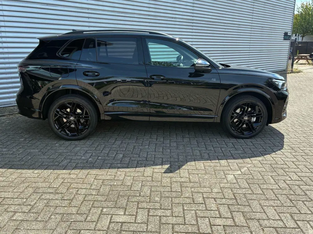 Volkswagen Tiguan 1.5 eHybrid R-Line Edition 272 PK uit 2025, foto 4