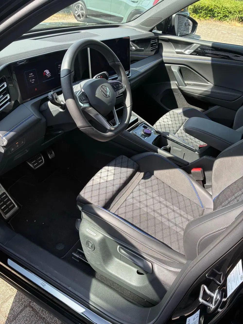 Volkswagen Tiguan 1.5 eHybrid R-Line Edition 272 PK uit 2025, foto 8