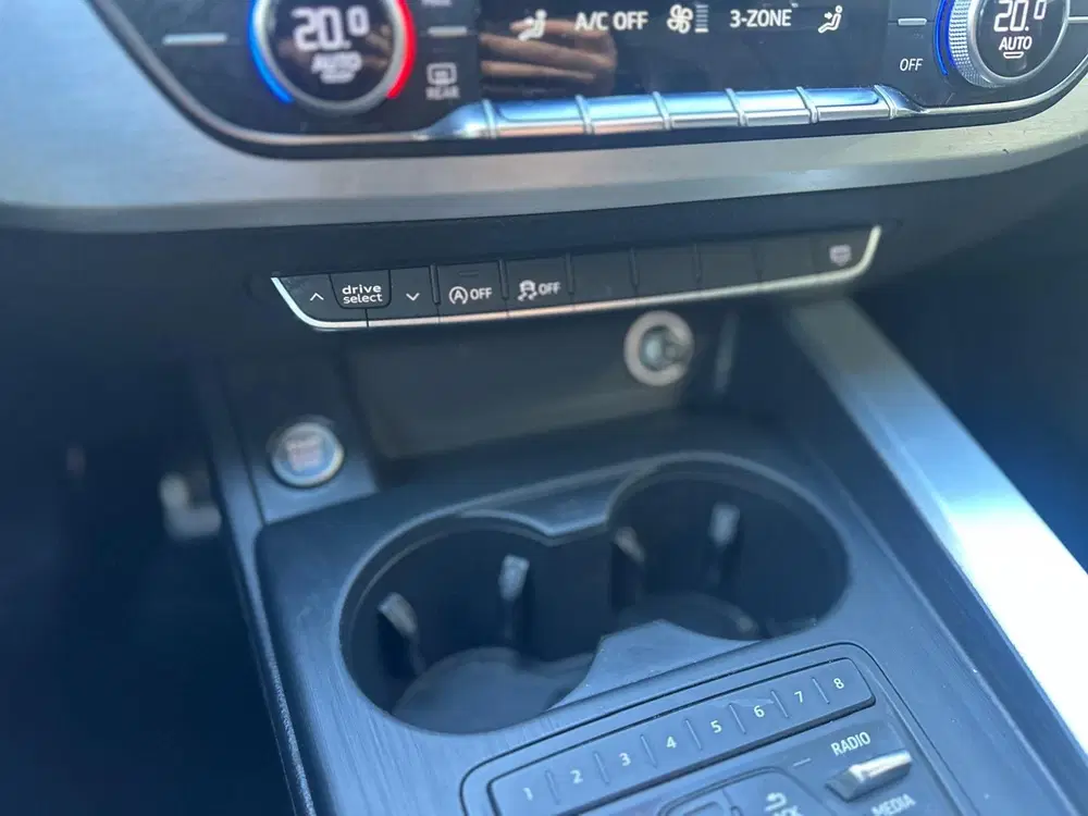 Audi A4 2.0 TFSI S line uit 2019, foto 11