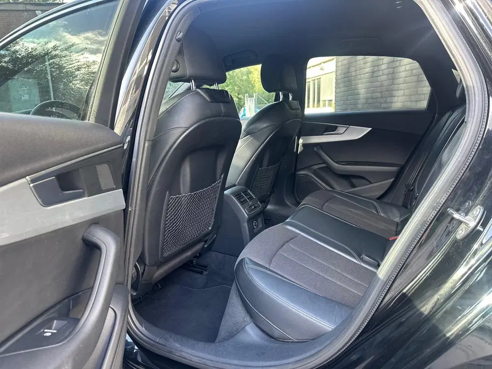 Audi A4 2.0 TFSI S line uit 2019, foto 14