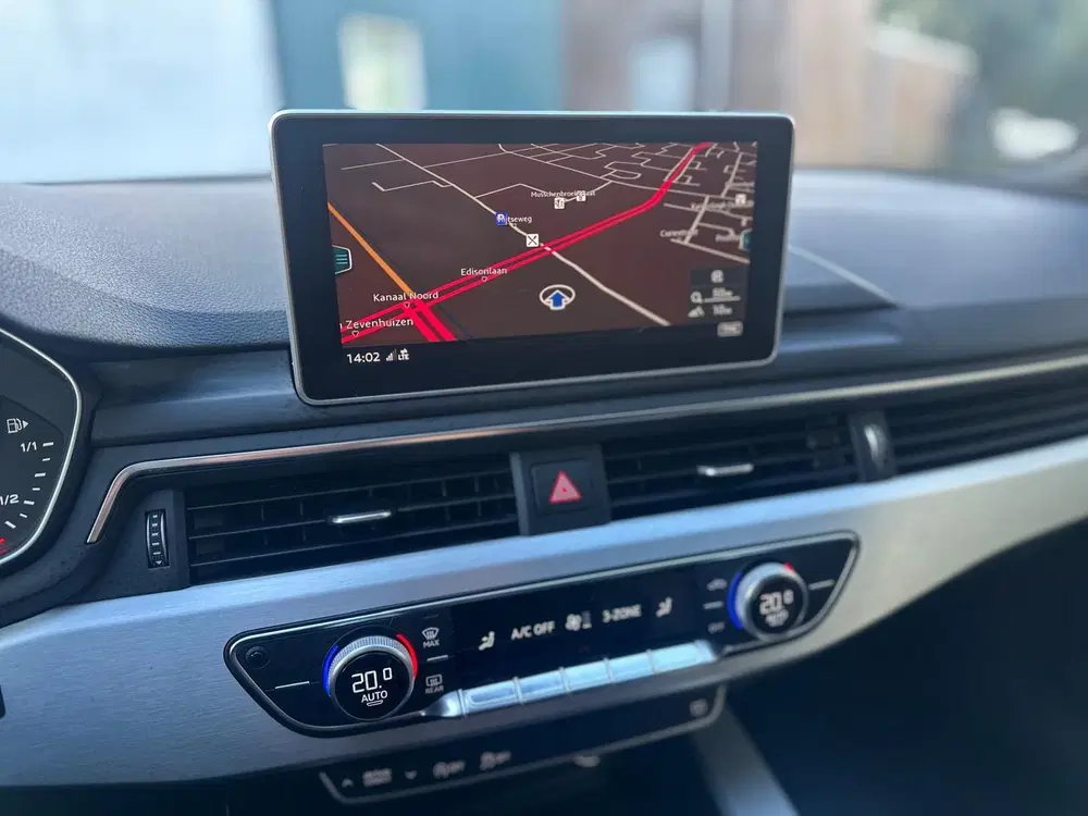 Audi A4 2.0 TFSI S line uit 2019, foto 9