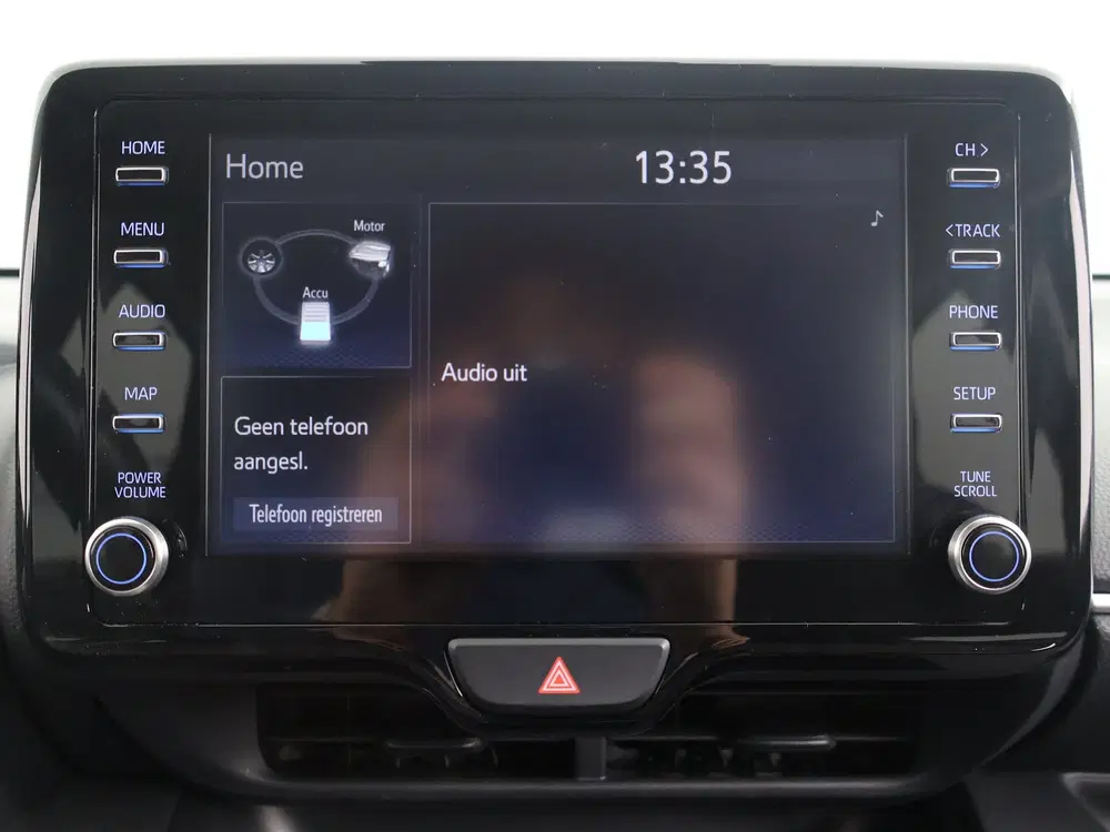 Toyota Yaris 1.5 Hybrid Dynamic Limited uit 2023, foto 7