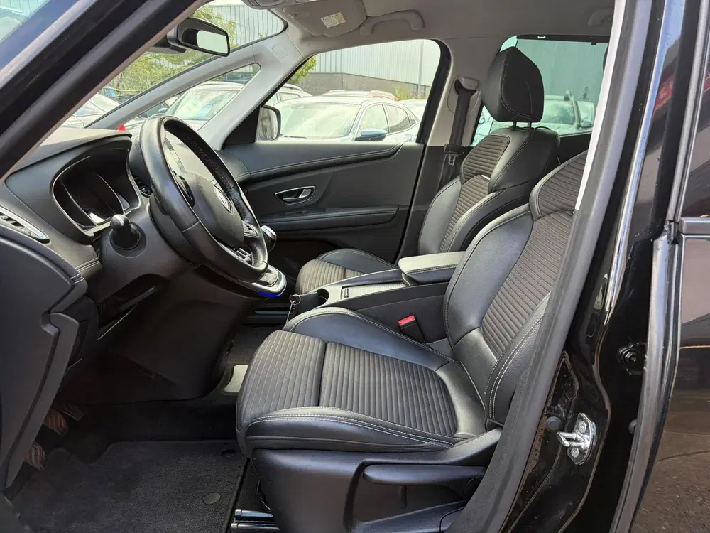 Renault Grand Scenic Grand Scénic 1.3 TCe Bose 7p. Clima uit 2019, foto 10