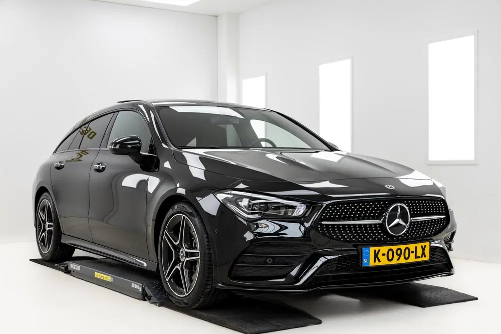 Mercedes-Benz CLA 220 Premium Plus AMG uit 2021