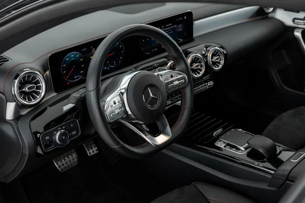Mercedes-Benz CLA 220 Premium Plus AMG uit 2021, foto 15