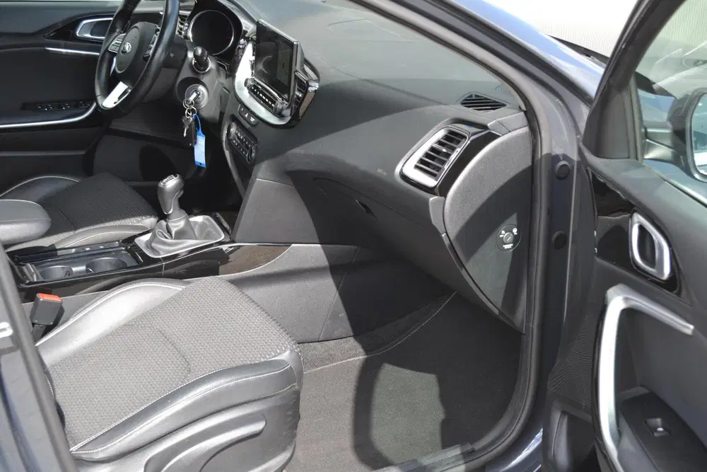 Kia XCeed 1.0 T-GDi DynamicLine Trekhaak uit 2020, foto 15