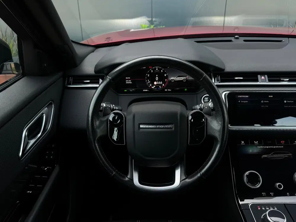 Land Rover Range Rover Velar 2.0 I4 Turbo AWD SE FULL uit 2019, foto 12