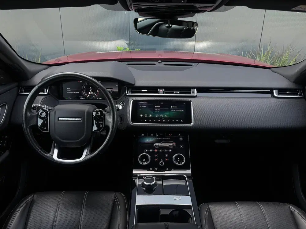 Land Rover Range Rover Velar 2.0 I4 Turbo AWD SE FULL uit 2019, foto 2