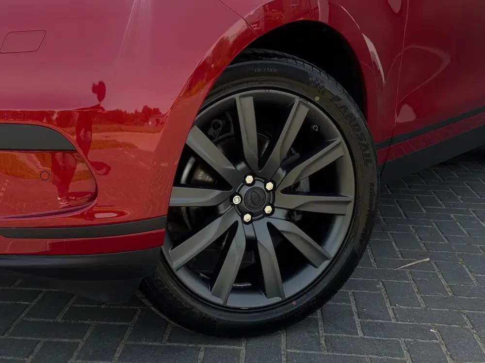 Land Rover Range Rover Velar 2.0 I4 Turbo AWD SE FULL uit 2019, foto 6