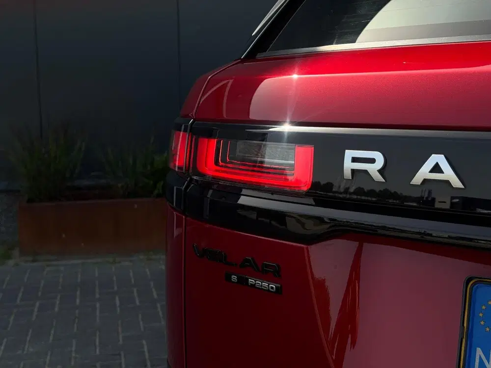 Land Rover Range Rover Velar 2.0 I4 Turbo AWD SE FULL uit 2019, foto 9