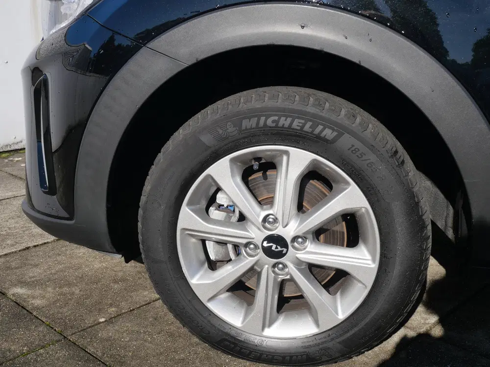 Kia Stonic 1.0 T-GDi MHEV DynamicLine uit 2022, foto 7