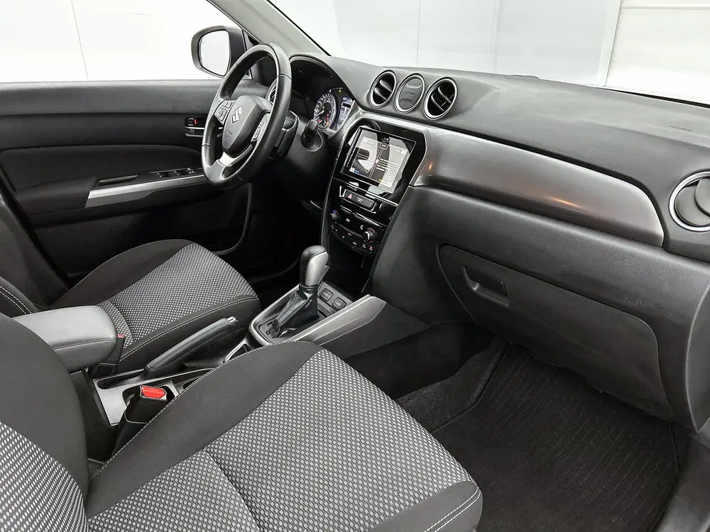 Suzuki Vitara 1.4 Boosterjet Select Smart Hybrid uit 2021, foto 6