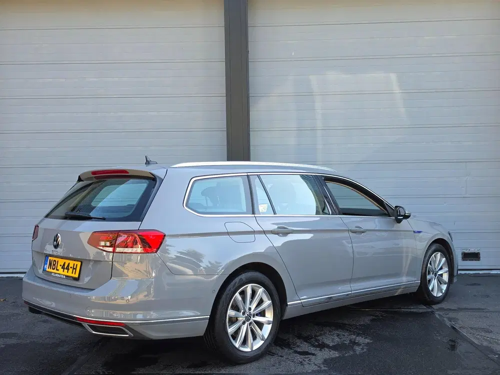 Volkswagen Passat 1.4 TSI GTE uit 2023, foto 3