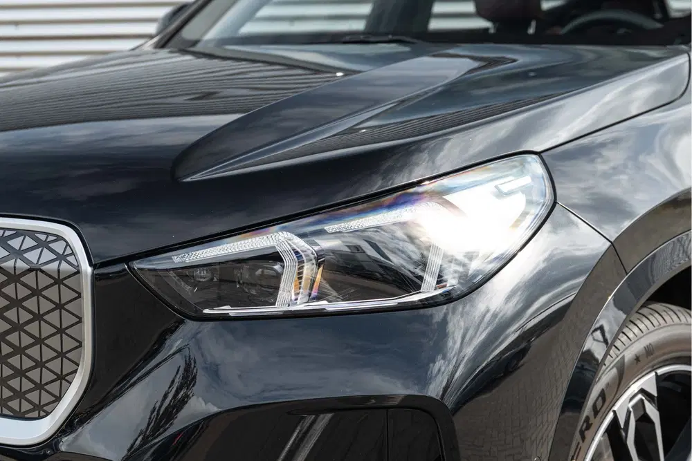 BMW iX1 eDrive20 M Sport uit 2025, foto 7