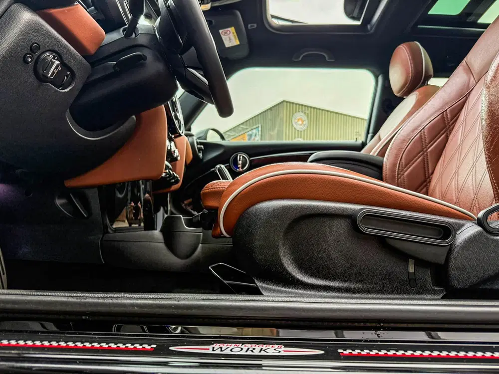Mini John Cooper Works 2.0 John Cooper Works Chili F1 aut 231pk uit 2019, foto 14