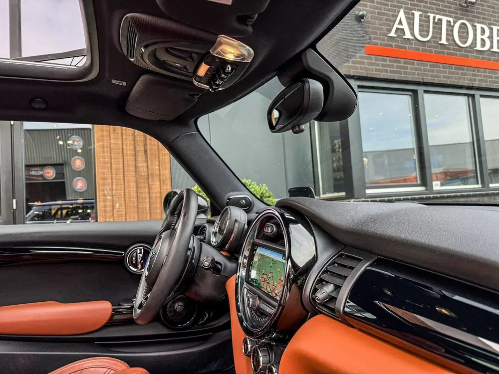 Mini John Cooper Works 2.0 John Cooper Works Chili F1 aut 231pk uit 2019, foto 6