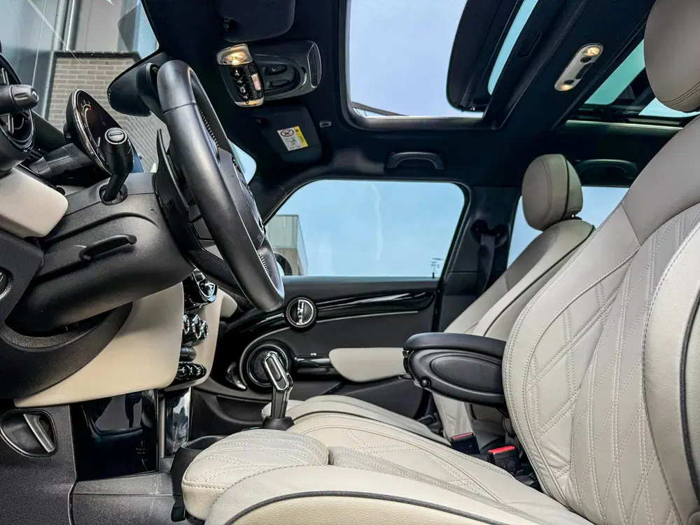 Mini John Cooper Works 2.0 Cooper S John Cooper Works F1 aut uit 2022, foto 4