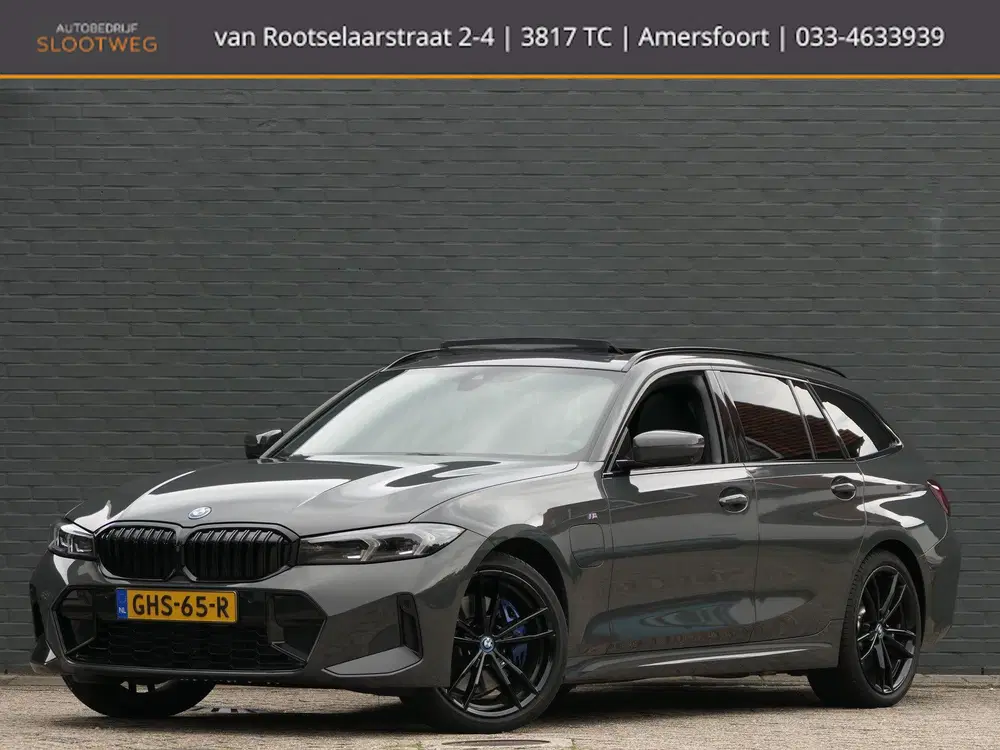 BMW 3-serie 320e M-Sport Pro Shadowline 19Inch uit 2024