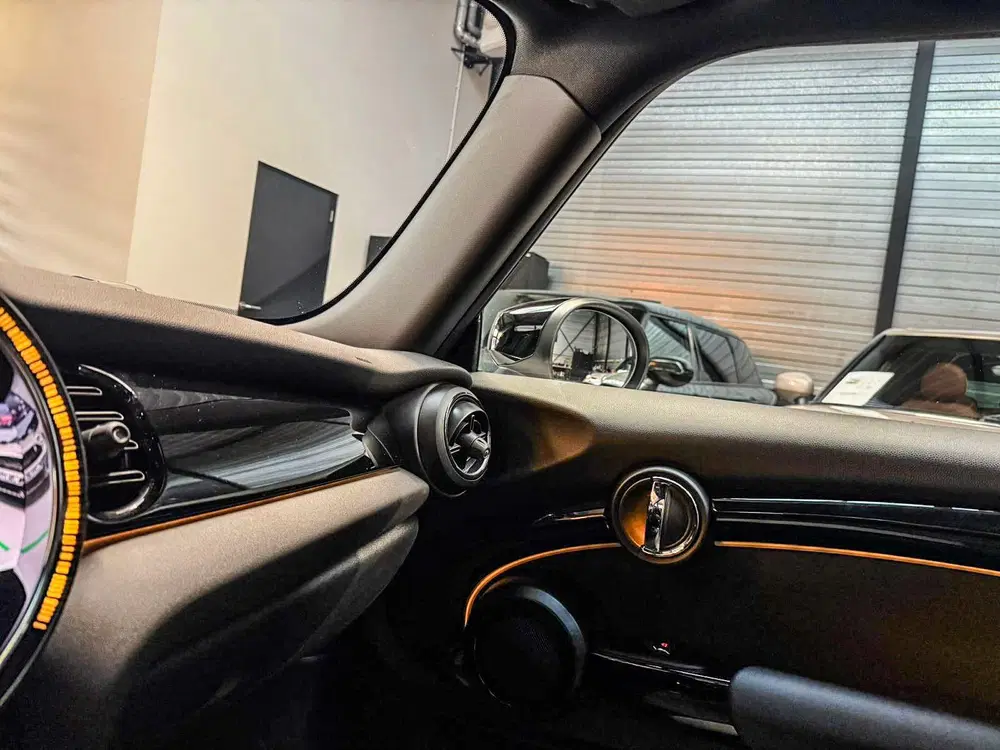 Mini John Cooper Works 2.0 Cooper S John Cooper Works F1 aut 178p uit 2022, foto 12
