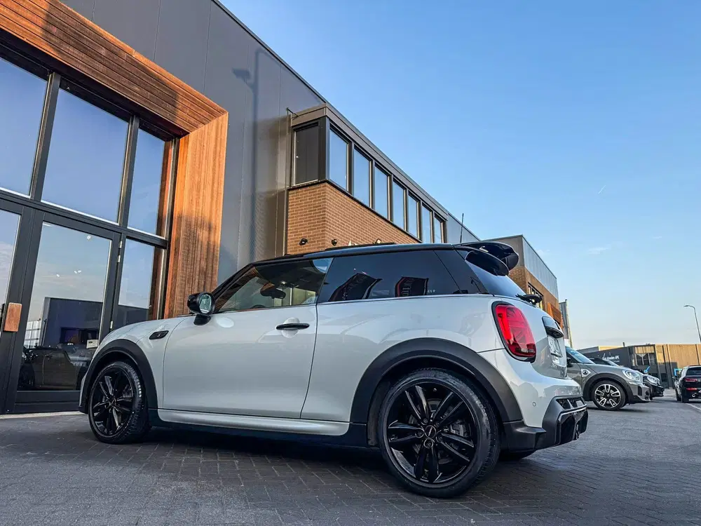 Mini John Cooper Works 2.0 Cooper S John Cooper Works F1 aut 178p uit 2022, foto 15
