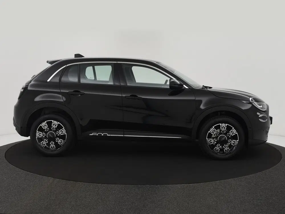 Fiat 600 1.2 Hybrid Urban BLIS uit 2024, foto 4