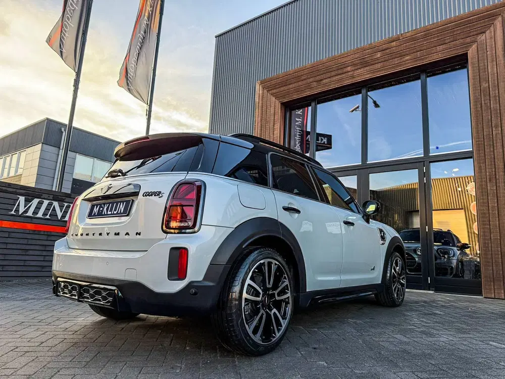 Mini Countryman Mini Countryman Cooper S E ALL4 John Coope uit 2021, foto 11