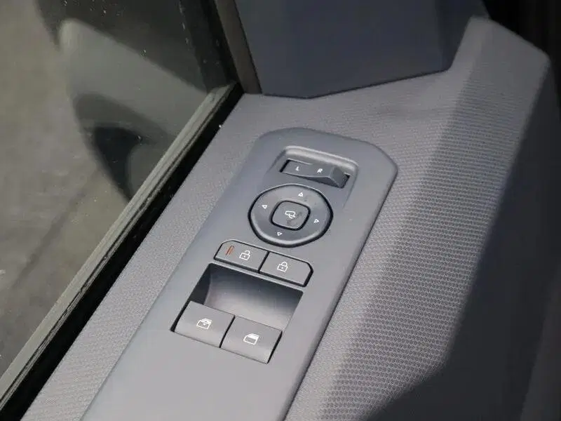 Kia PV5 L2H1 Elite Executive 71.2 kWh MY26 uit 2026, foto 13
