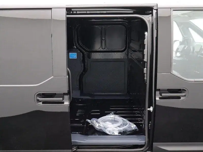 Kia PV5 L2H1 Elite Executive 71.2 kWh MY26 uit 2026, foto 6