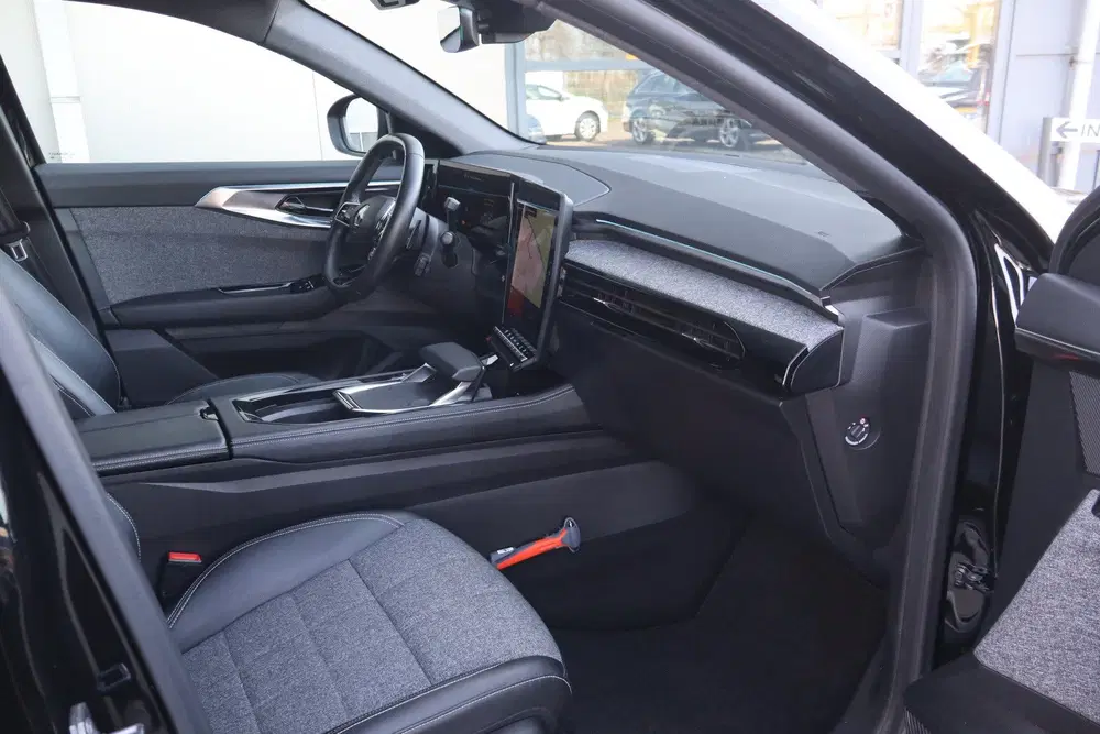 Renault Espace E-Tech full hybrid 200 techno 7p NL-Auto S uit 2024, foto 4