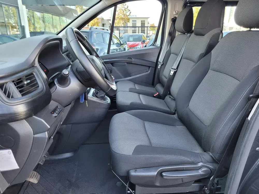 Renault Trafic 2.0 Blue dCi 150 L2H1 Black Edition uit 2024, foto 6