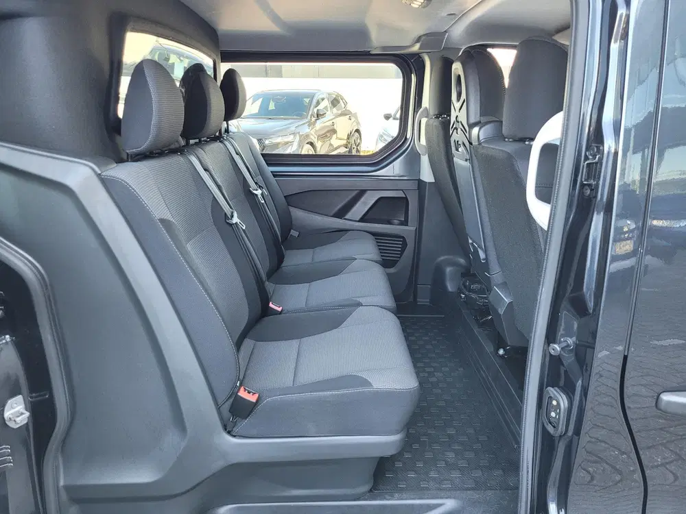 Renault Trafic 2.0 Blue dCi 150 L2H1 Black Edition uit 2024, foto 7