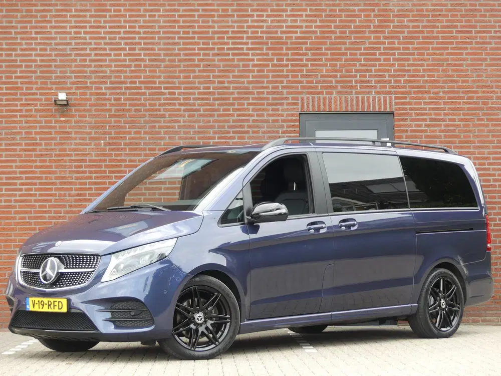 Mercedes-Benz V-Klasse 250d Lang AMG Dubbel Cabine LED uit 2024