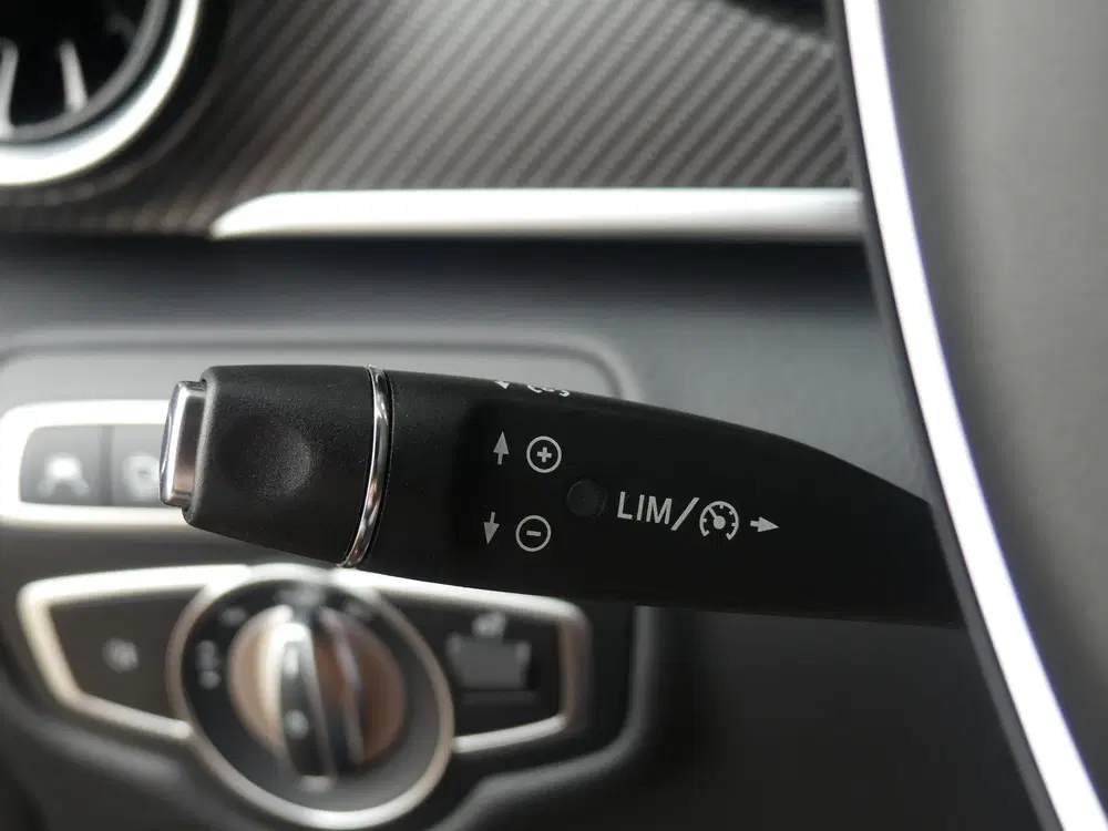 Mercedes-Benz V-Klasse 250d Lang AMG Dubbel Cabine LED uit 2024, foto 13