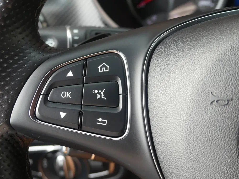 Mercedes-Benz V-Klasse 250d Lang AMG Dubbel Cabine LED uit 2024, foto 15