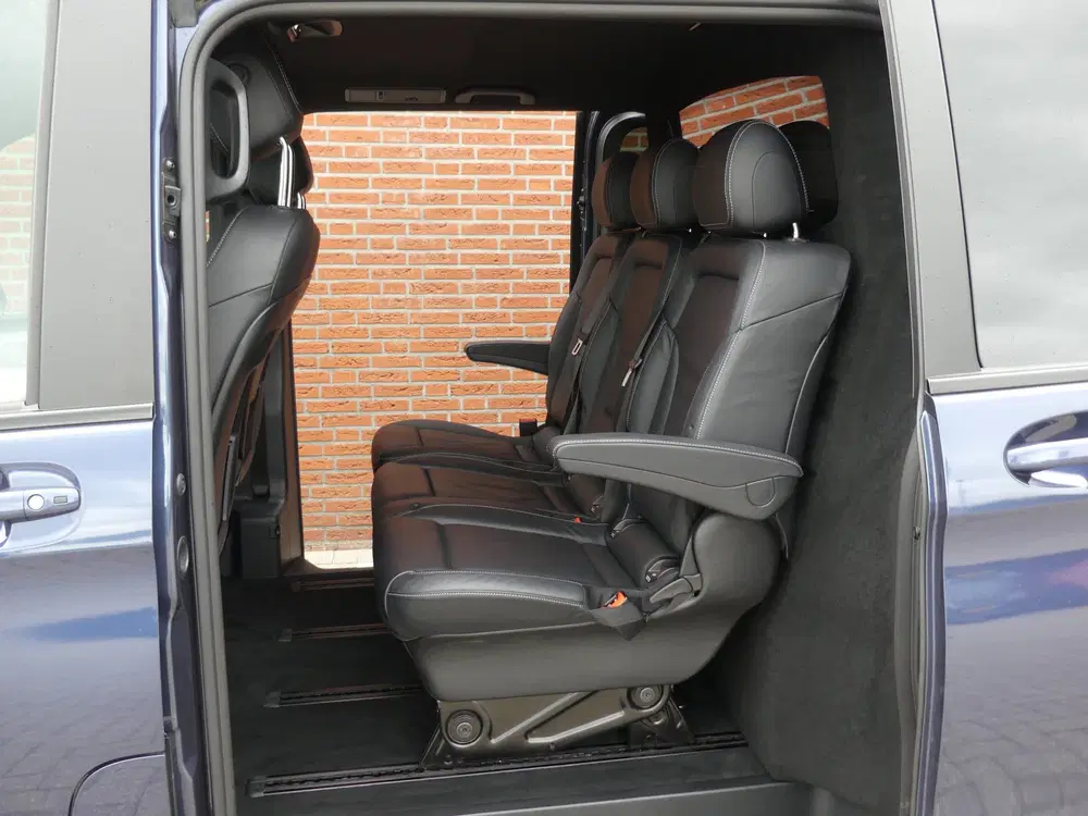 Mercedes-Benz V-Klasse 250d Lang AMG Dubbel Cabine LED uit 2024, foto 7