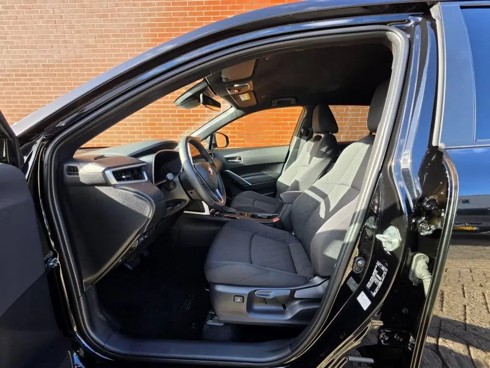 Toyota Corolla Cross Hybrid 140 Dynamic uit 2024, foto 3