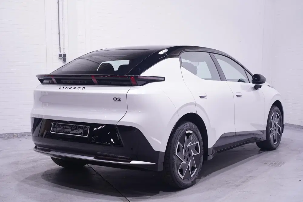 Lynk & Co 02 Core 66 kWh SOH 99% Apple Carplay Panorama uit 2026, foto 10