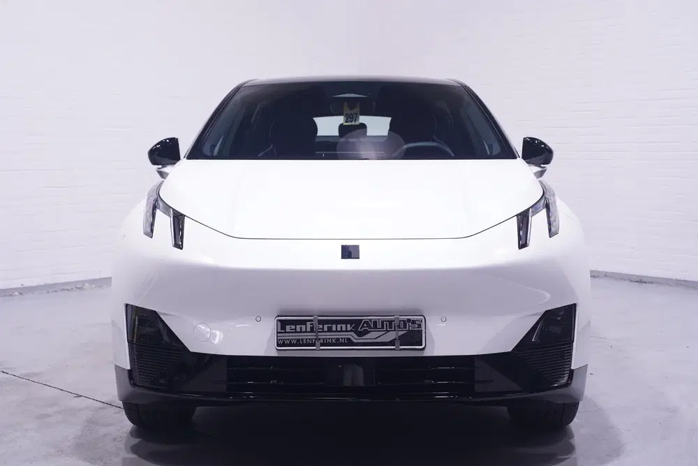 Lynk & Co 02 Core 66 kWh SOH 99% Apple Carplay Panorama uit 2026, foto 2