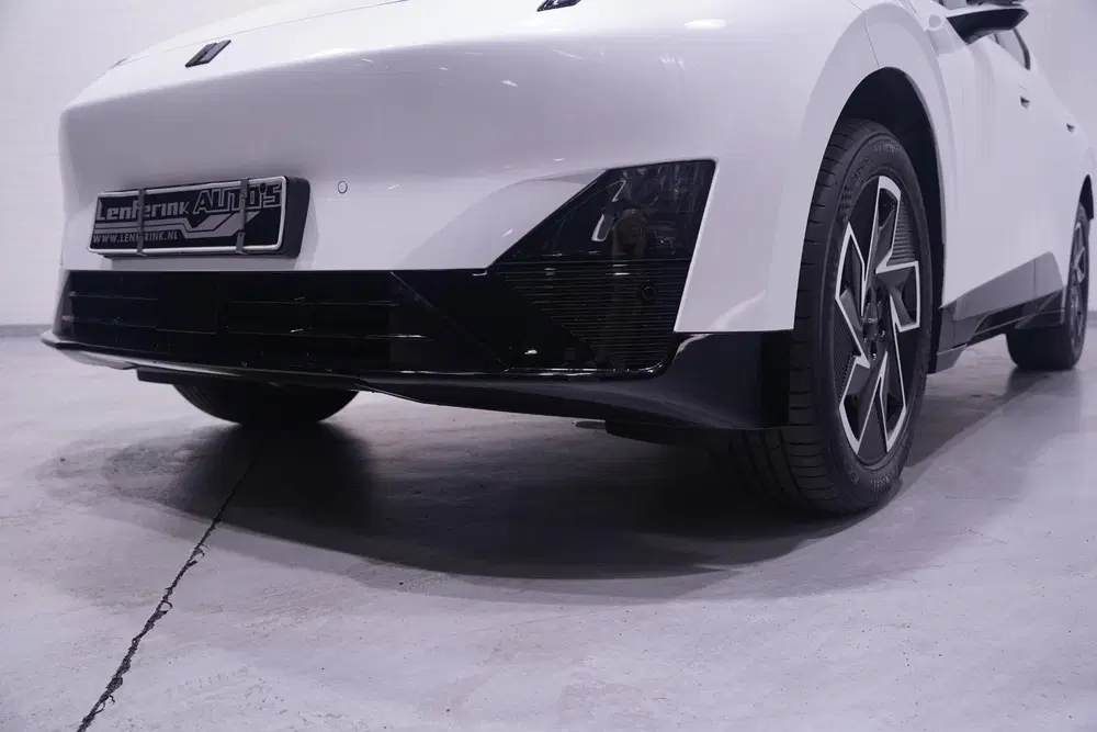 Lynk & Co 02 Core 66 kWh SOH 99% Apple Carplay Panorama uit 2026, foto 6
