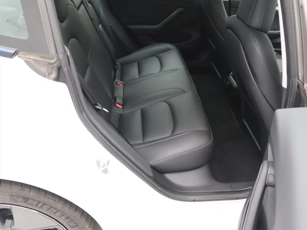 Tesla Model 3 Standard RWD Plus UPGRADE 95.9% SoH [ LFP uit 2023, foto 15