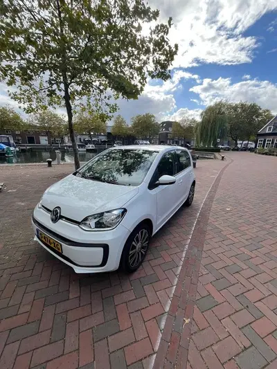 Volkswagen up! 1.0 MPI 65PK 2023 Wit uit 2023